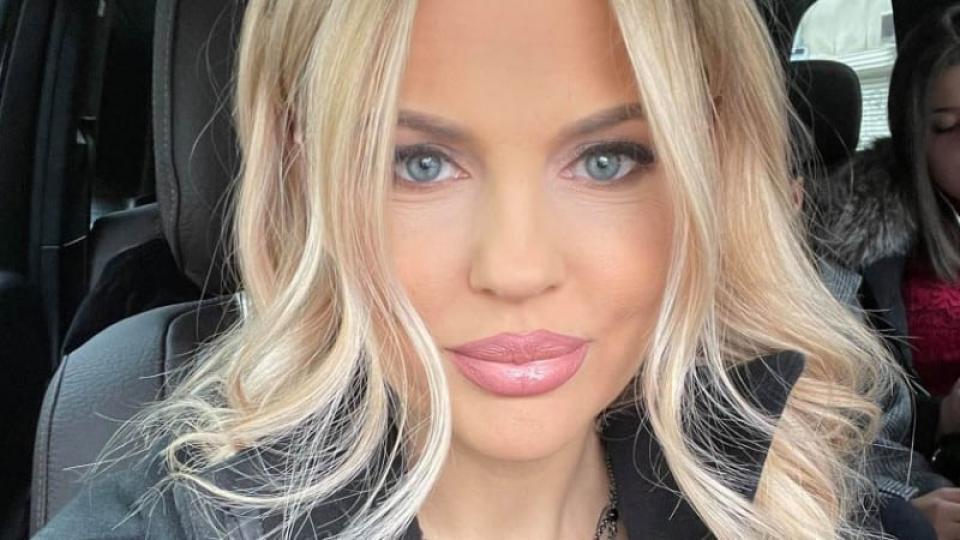 Вдовицата на Шарлопов изпрати синовете му да учат в Англия