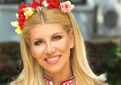 Преди часове навърши 53, но изглежда на 35