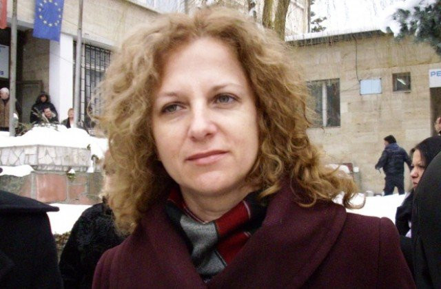 Мъжът на новата зам.-министърка на правосъдието работи на държавна хранилка
