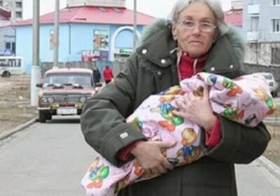 За първи път тя стана майка на 65 години. Изминаха 10 години: как живеят тя и дъщеря й сега