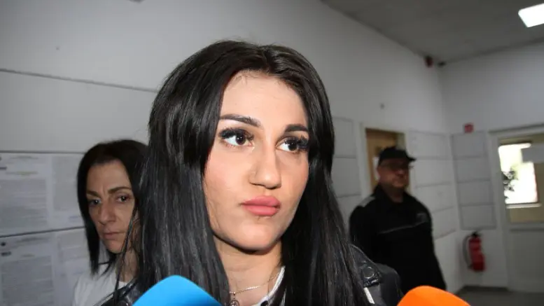 Дебора разтърси ефира, проговори за новия ужас в живота й |