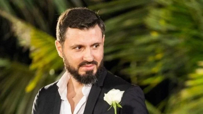 Мартин се връща сам от "Ергенът"?