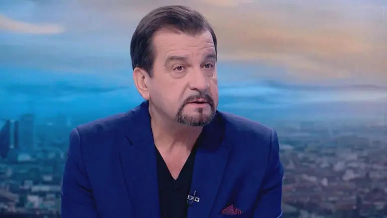 Ники Кънчев СКОЧИ на учителите заради "Стани богат"