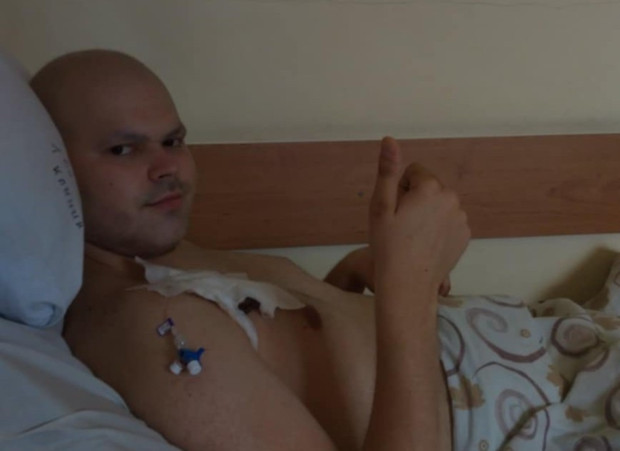 Световен шампион по таекуондо продава на търг медала си, за да помогне за лечението на Христо от Благоевград