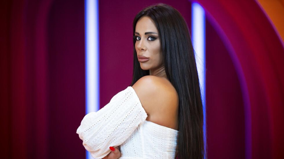 Брадърката Михаела емигрирала заради мъж, но връзката й била АД