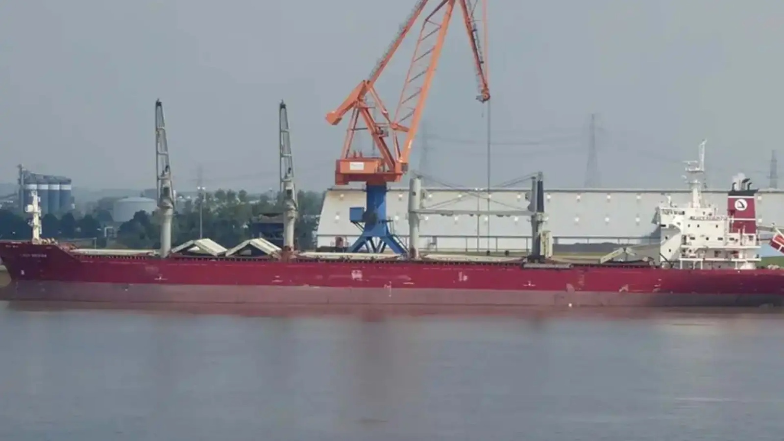 Мъжете, открити мъртви в кораб край Бургас, издъхнали в адски мъки