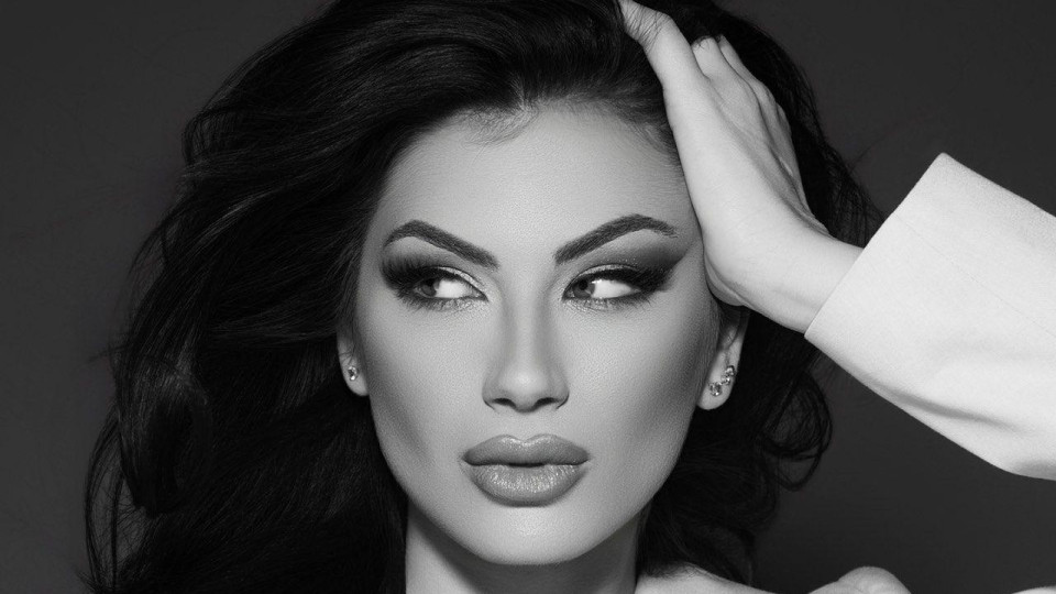 Мис България се РАЗЛЮТИ: Нямам OnlyFens, клипчето е от…