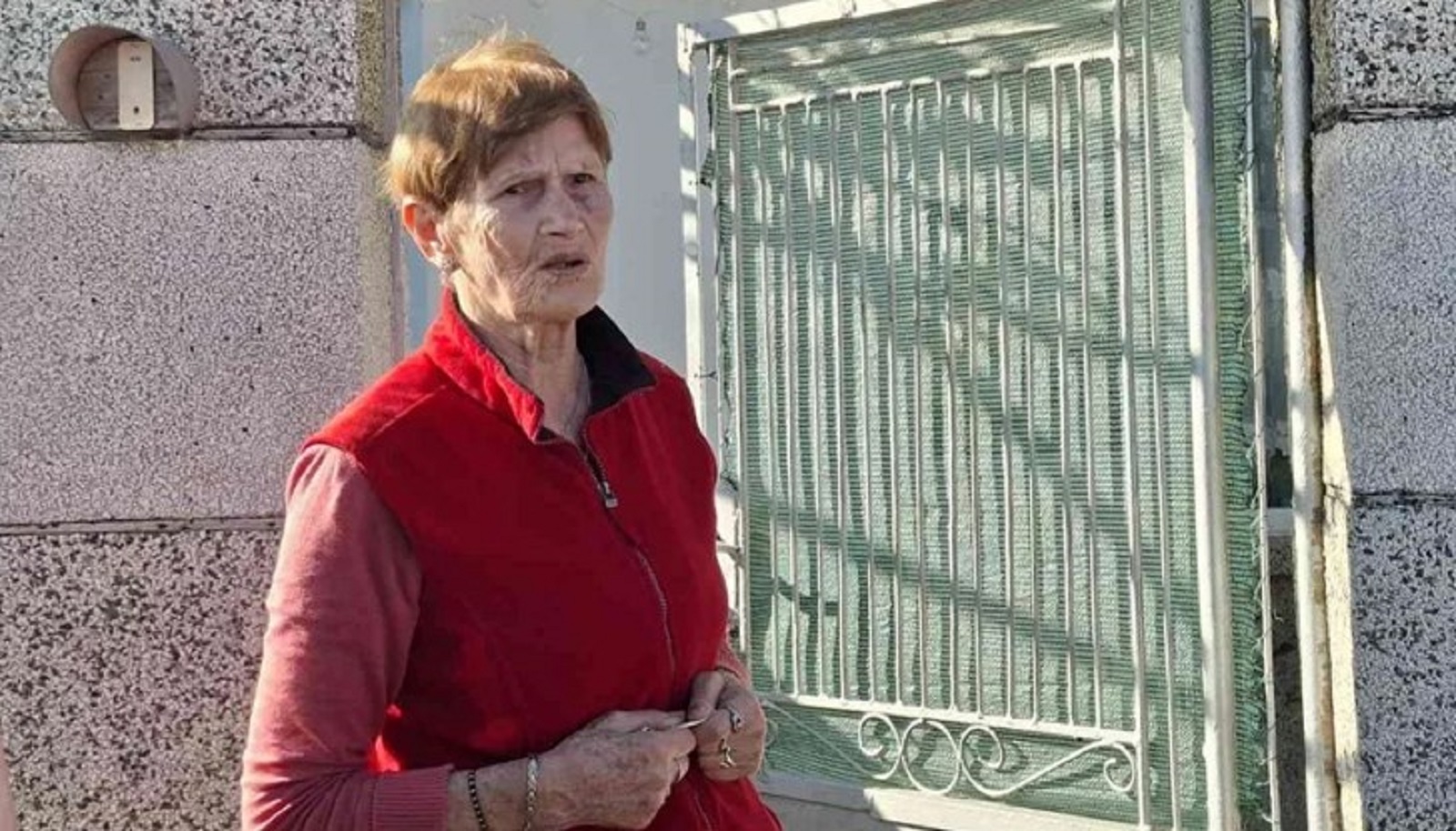 Дядото, който застреля внука и съпругата си в село Поповица, се обадил прощално