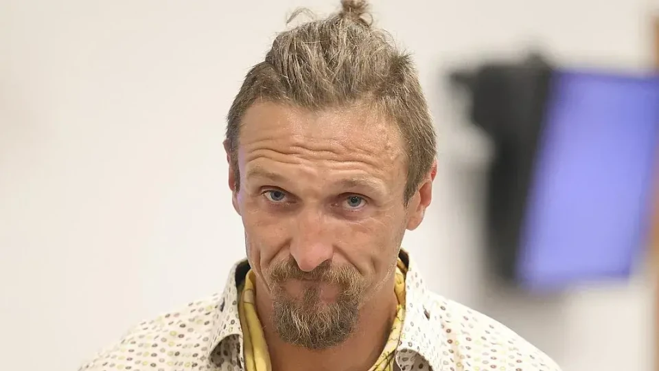 Димо Алексиев потъна в дългове
