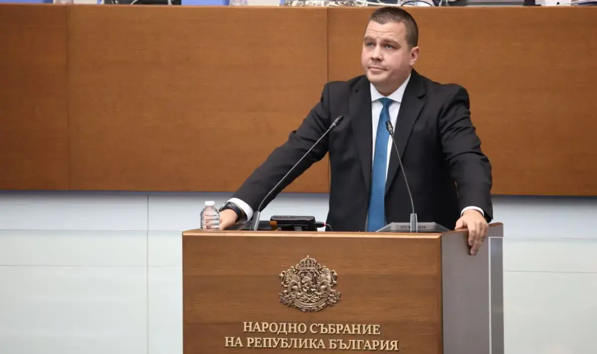 Балабанов: Асен Василев разпореди финансовото безобразие в държавата и той трябва да понесе отговорността
