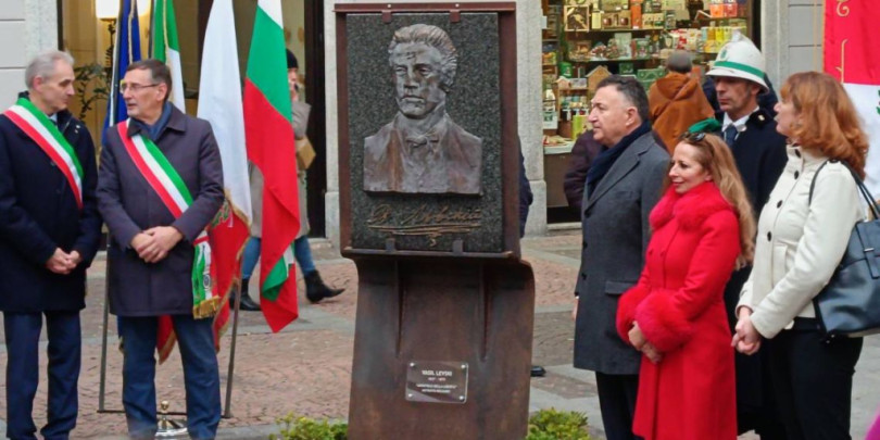 Откриха паметник на Левски в Италия -