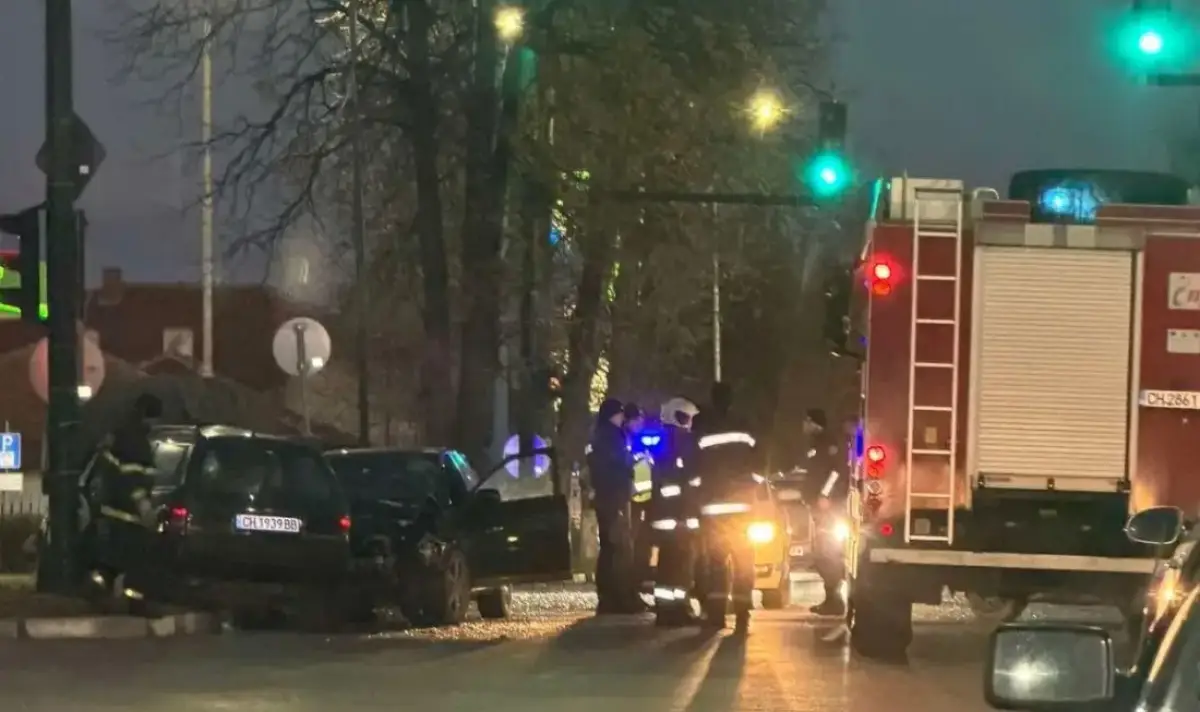 Двама души загинаха при тежка катастрофа в Нова Загора