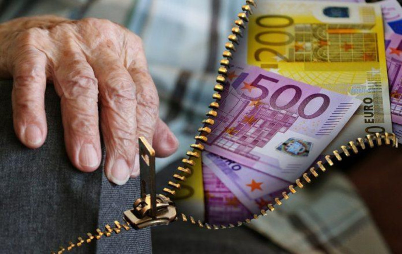 Как се живее с пенсия 300 евро при ежечасно скачащите цени?! -