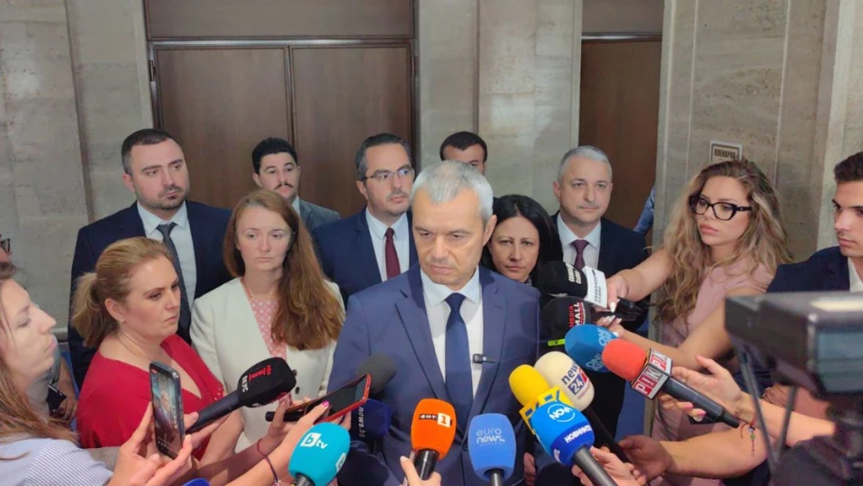 Костадинов: Попитах МВР има ли политици, заснети в хижа „Петрохан“, и получих интересен отговор