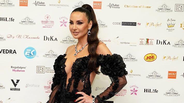 Ивайла Бакалова и Жени Калканджиева ПРОГОВОРИХА за Епстийн! (+Още известни имена)