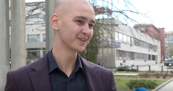 На 24 години Асен Николов пребори левкемията, стана студент по право и отива на Европейско първенство