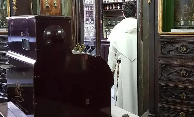 Монаси ли са измислили Coca-Cola? Ето я оригиналната рецепта