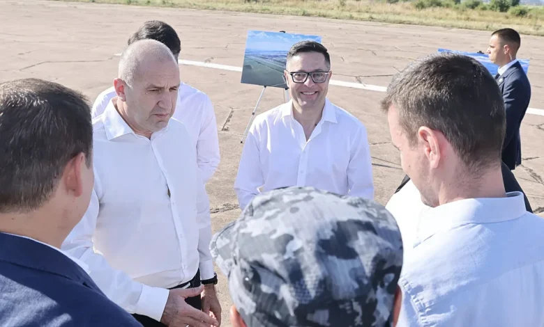 Забравено летище до София се позлатява