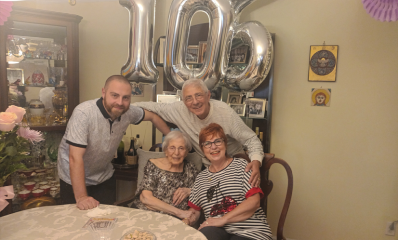 Хайгашод Агасян на 105 -ия рожден ден на леля си в Ню Йорк (Снимки)