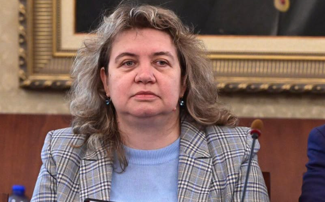 Доц. Киселова: Уреждат си децата – дъщери, снахи, роднини вместо способни хора